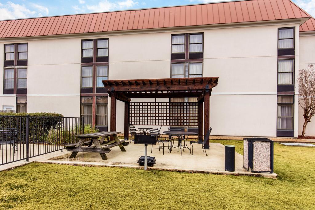Quality Inn Valley - West Point Extérieur photo