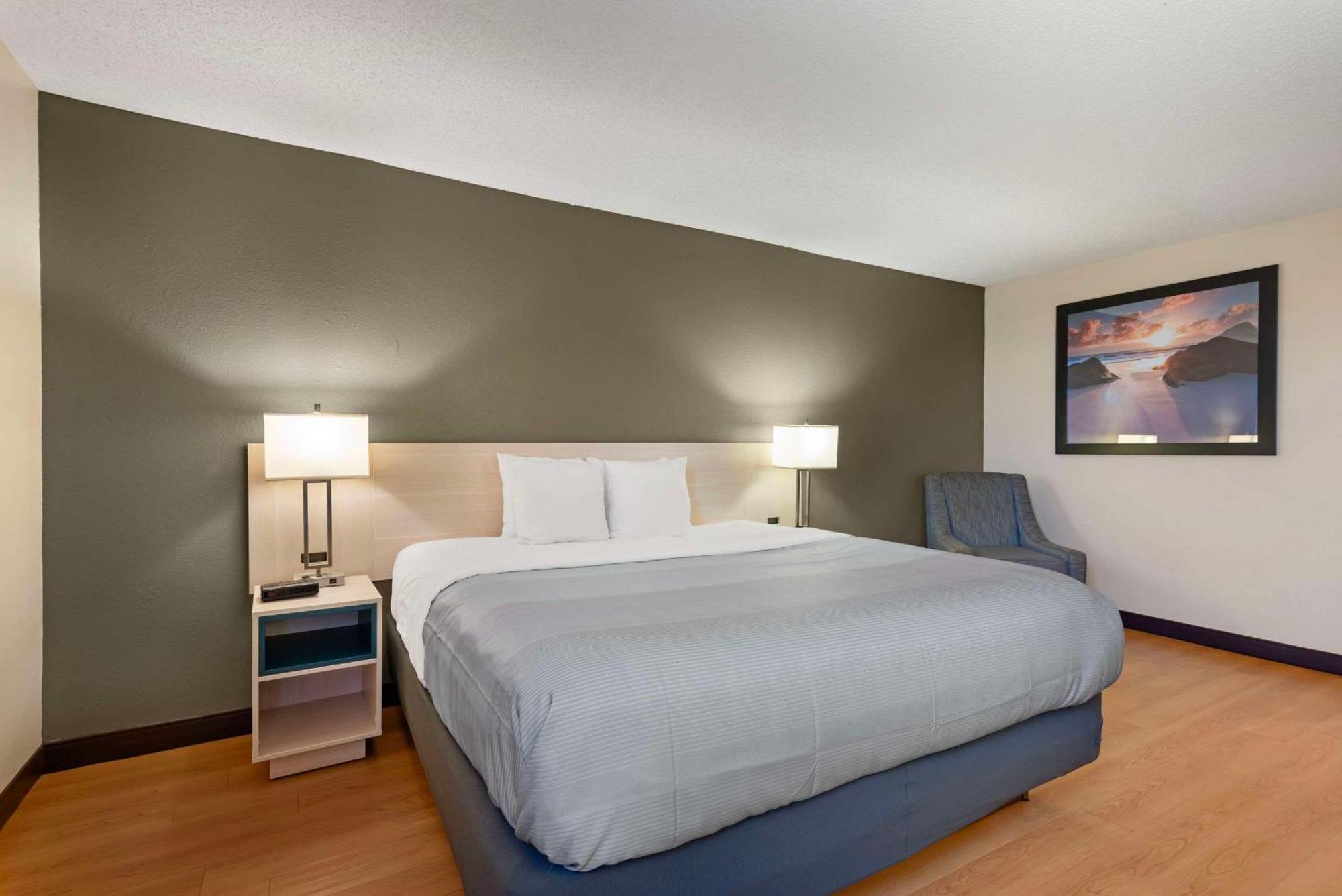 Quality Inn Valley - West Point Extérieur photo