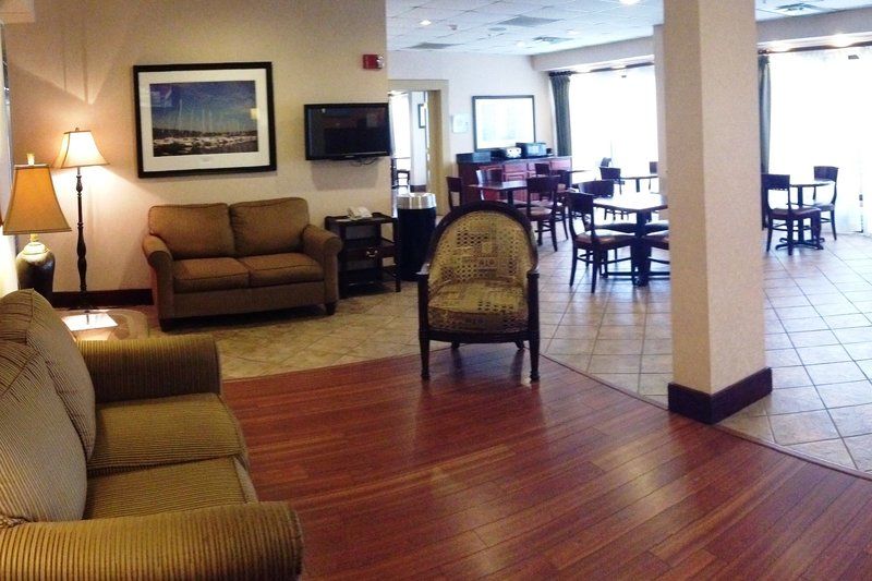 Quality Inn Valley - West Point Extérieur photo